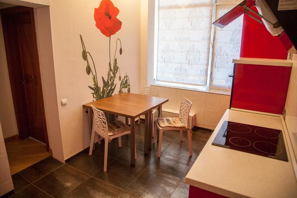 Апартаменты Two Bedroom Apartment with Jacuzzi & Balcony Киев-34