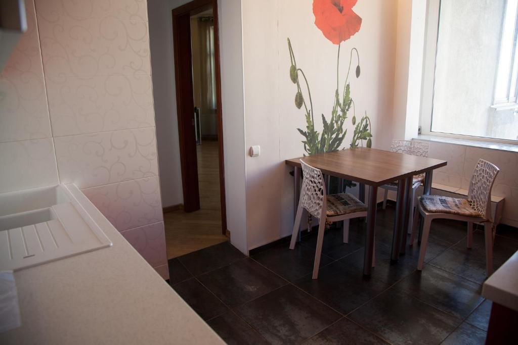 Апартаменты Two Bedroom Apartment with Jacuzzi & Balcony Киев